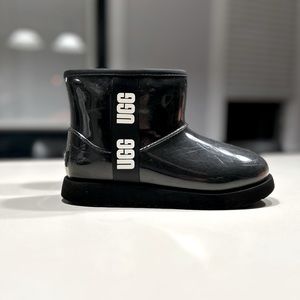 Youth Ugg boots